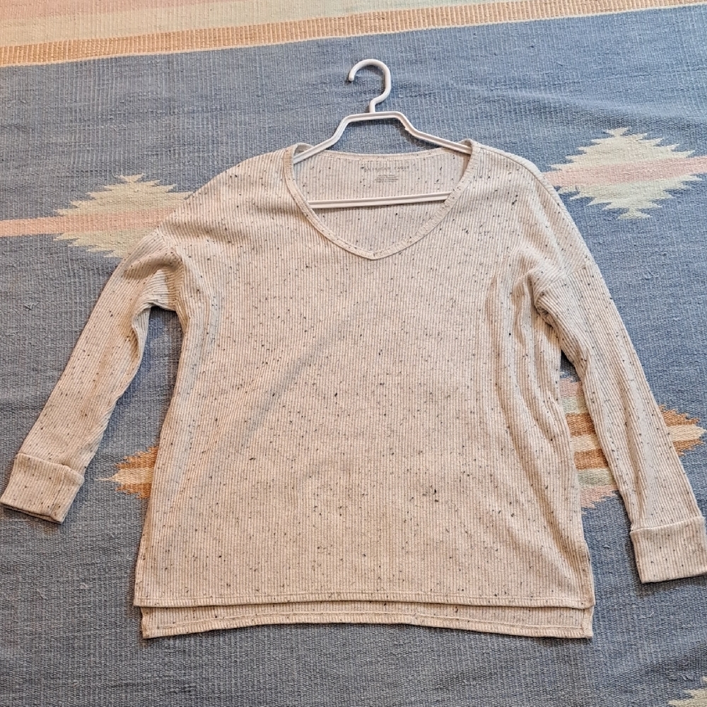 American Eagle Outfitters Cream V-Neck Sweater